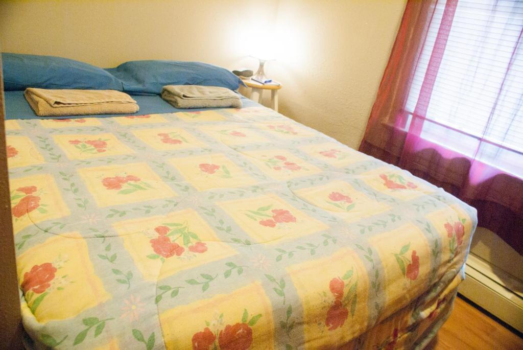 Camelot Inn & Hostel Солт Лейк Сити Стая снимка